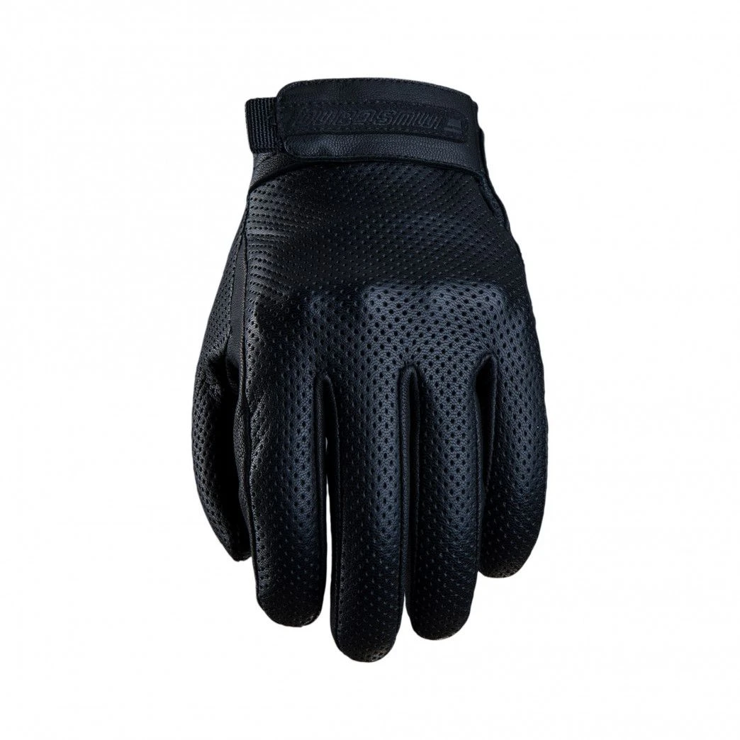 Five Mustang 3 Five Mustang