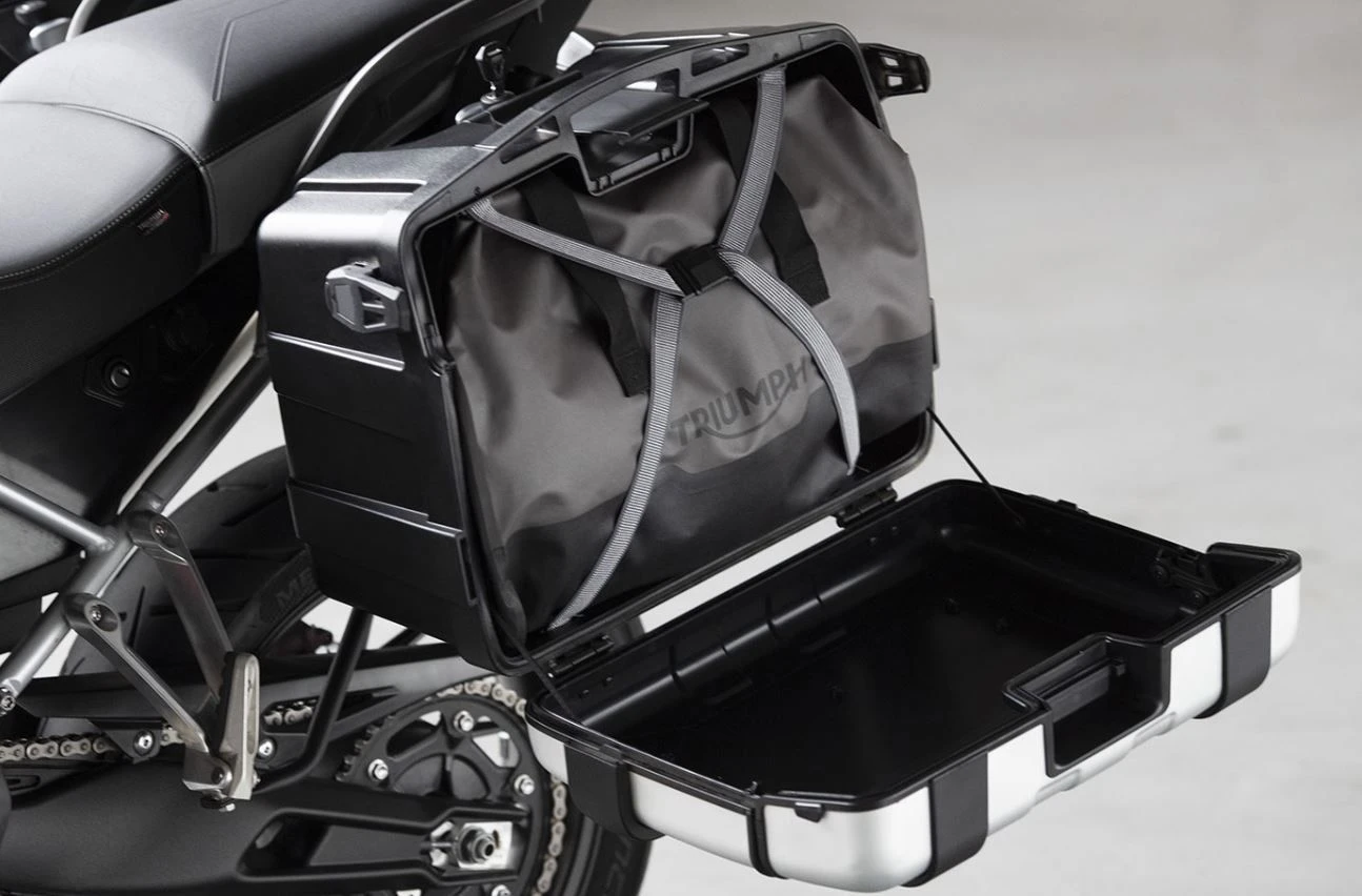 Triumph Binnentassen Set Trekker Zijkoffers Tiger 850 Sport (21-) / Tiger 900 (20) 3 Triumph Binnentassen Set Trekker Zijkoffers Tiger 850 Sport (21-) / Tiger 900 (20)