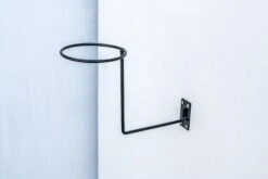 Helm Houder Muurstandaard MC Essentials 13 Helm Houder Muurstandaard MC Essentials -Motoraccessoires P1260998 9cb8