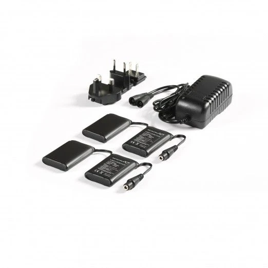 Macna Accu + Lader Handschoenen/Sokken 7,4V 3000 MAH 3 Macna Accu + Lader Handschoenen/Sokken 7,4V 3000 MAH